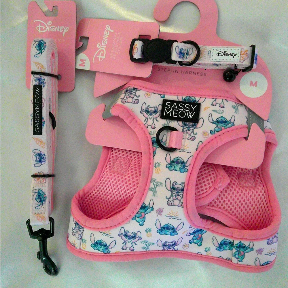 Disney Sassy Meow Pink “Stitch” Step In Harness (M), Collar w/Matching Leash 6ft